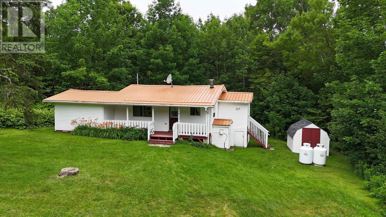 1815 E Dalhousie Rd, East Dalhousie, NS B0R 1H0