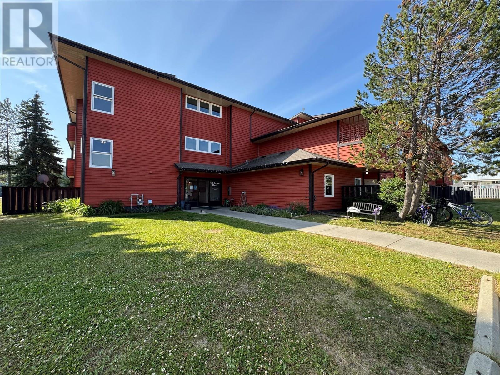 108 Spruce Avenue Unit 206, Tumbler Ridge, BC V0C 2W0