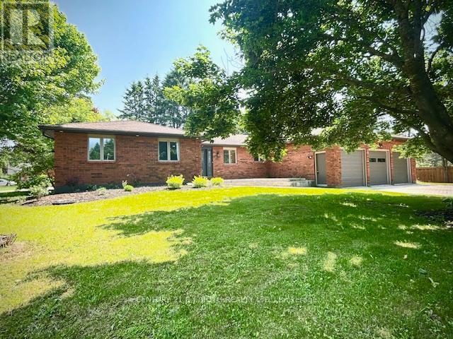 46 Holloway Ln, Springwater, ON L0L 1X1
