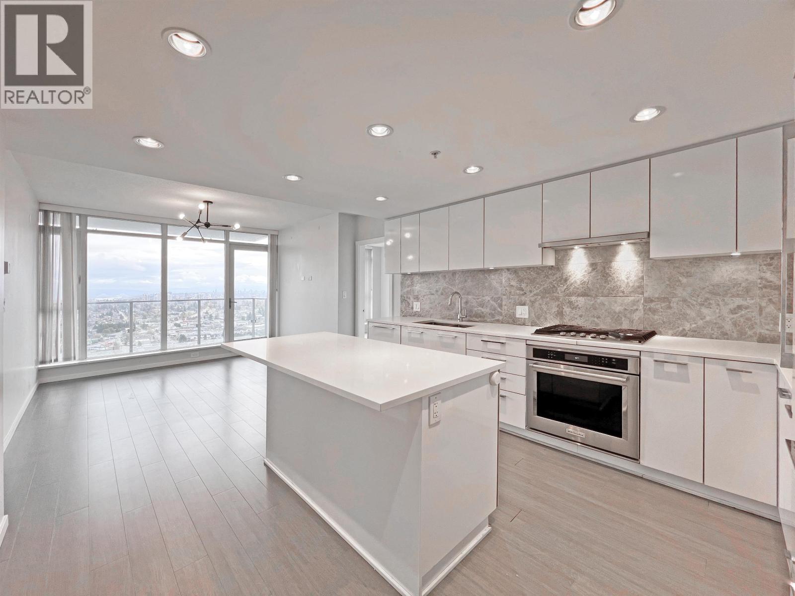 6700 Dunblane Avenue Unit 3307, Burnaby, BC V5H 0J3