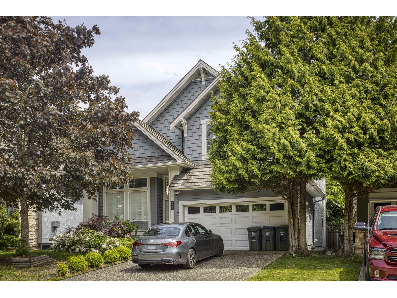 3428 Rosemary Heights Dr, Surrey, BC V3Z 2L3