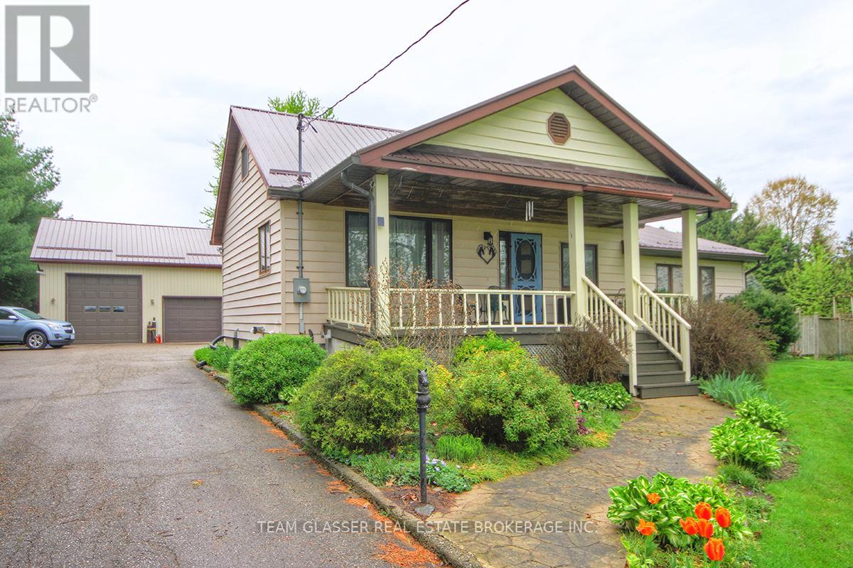 8200 Falconbridge Dr, Strathroy-Caradoc, ON N0L 1W0
