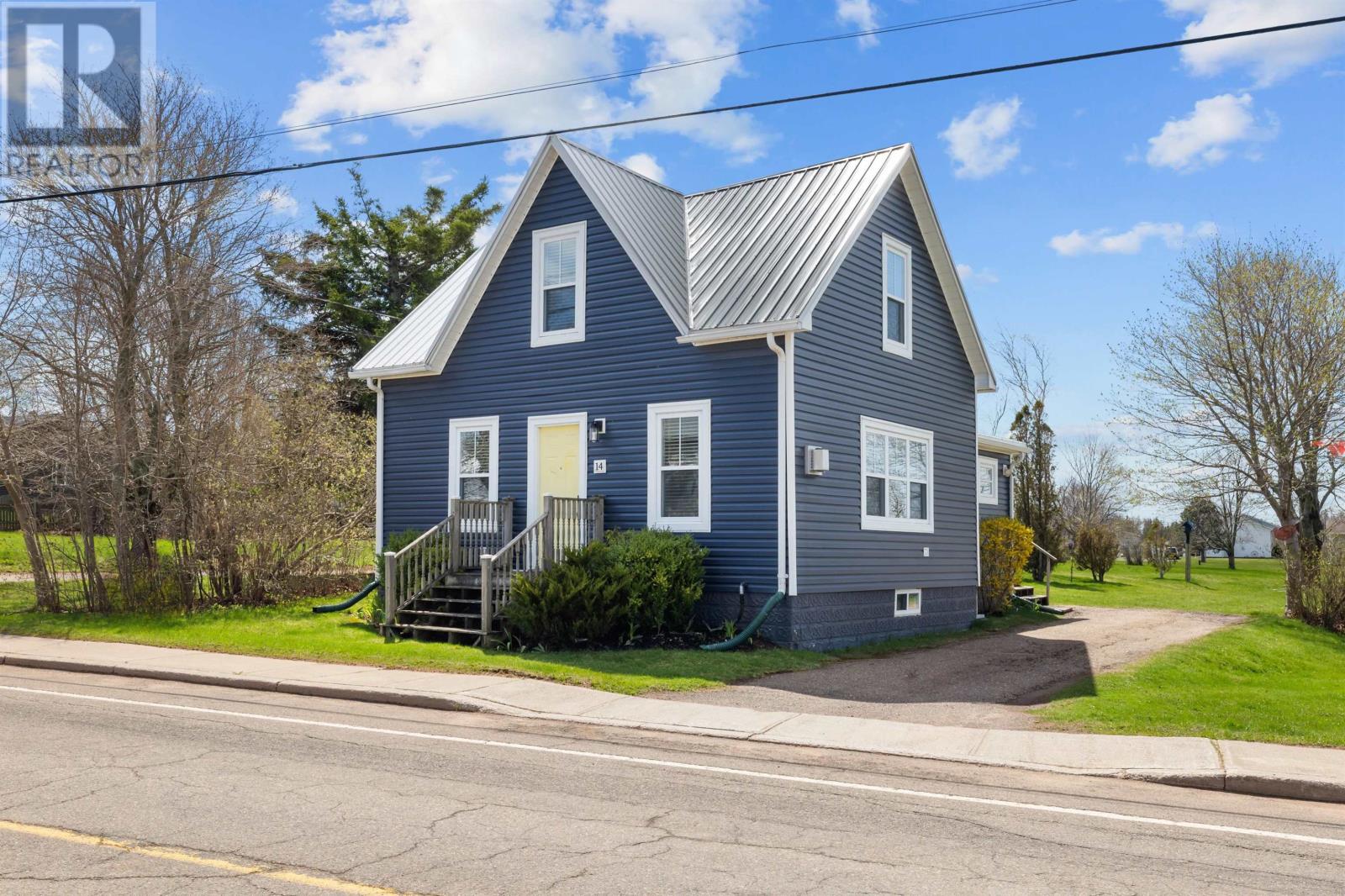14 S Main St, Mount Stewart, PE C0A 1T0
