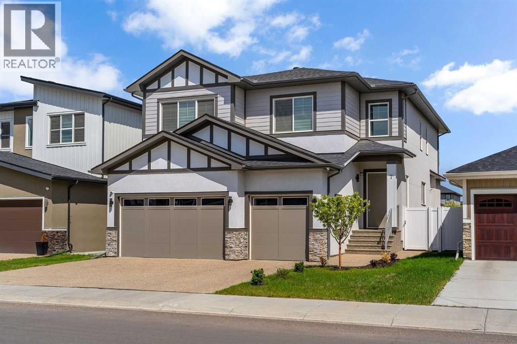7 Waterford Hts, Chestermere, AB T1X 2M7