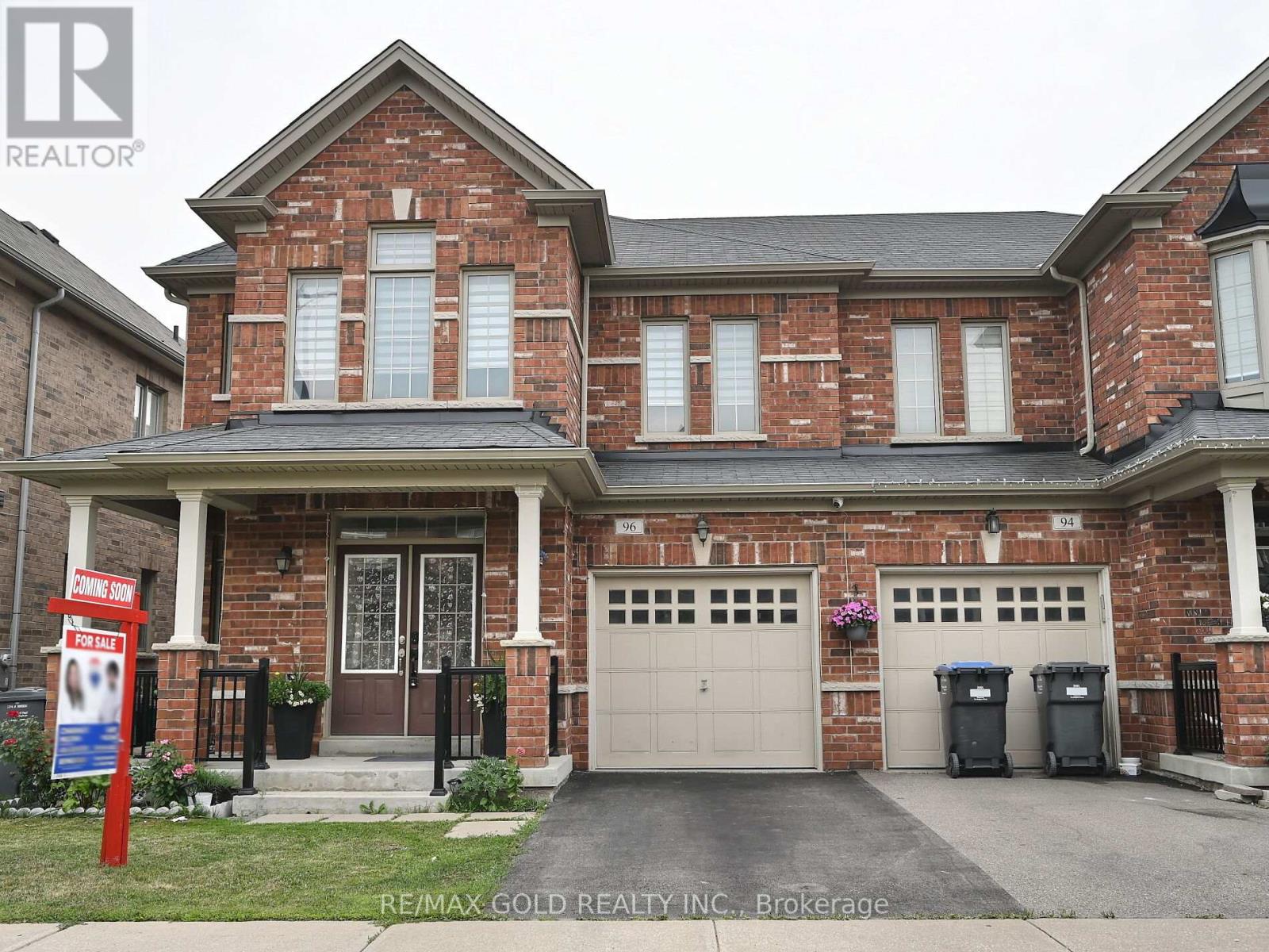 96 Ledger Point Cres, Brampton, ON L6R 0B3