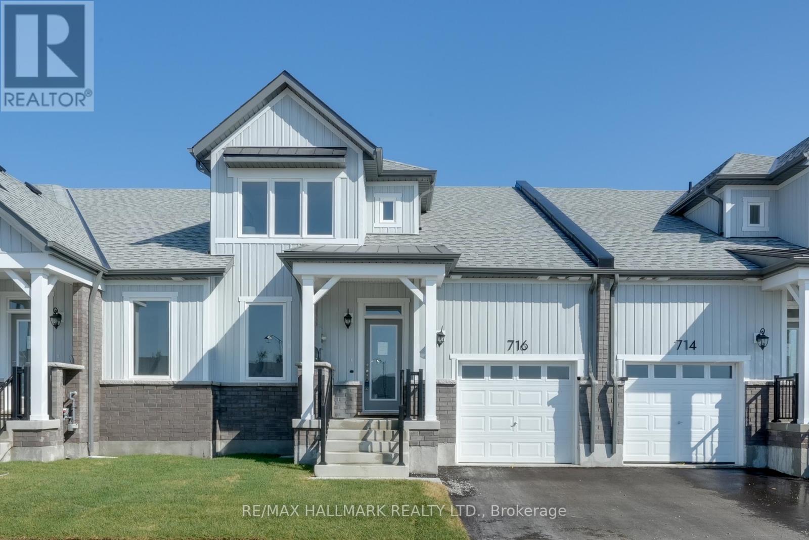 716 Keast Pl, Innisfil, ON L9S 0S9