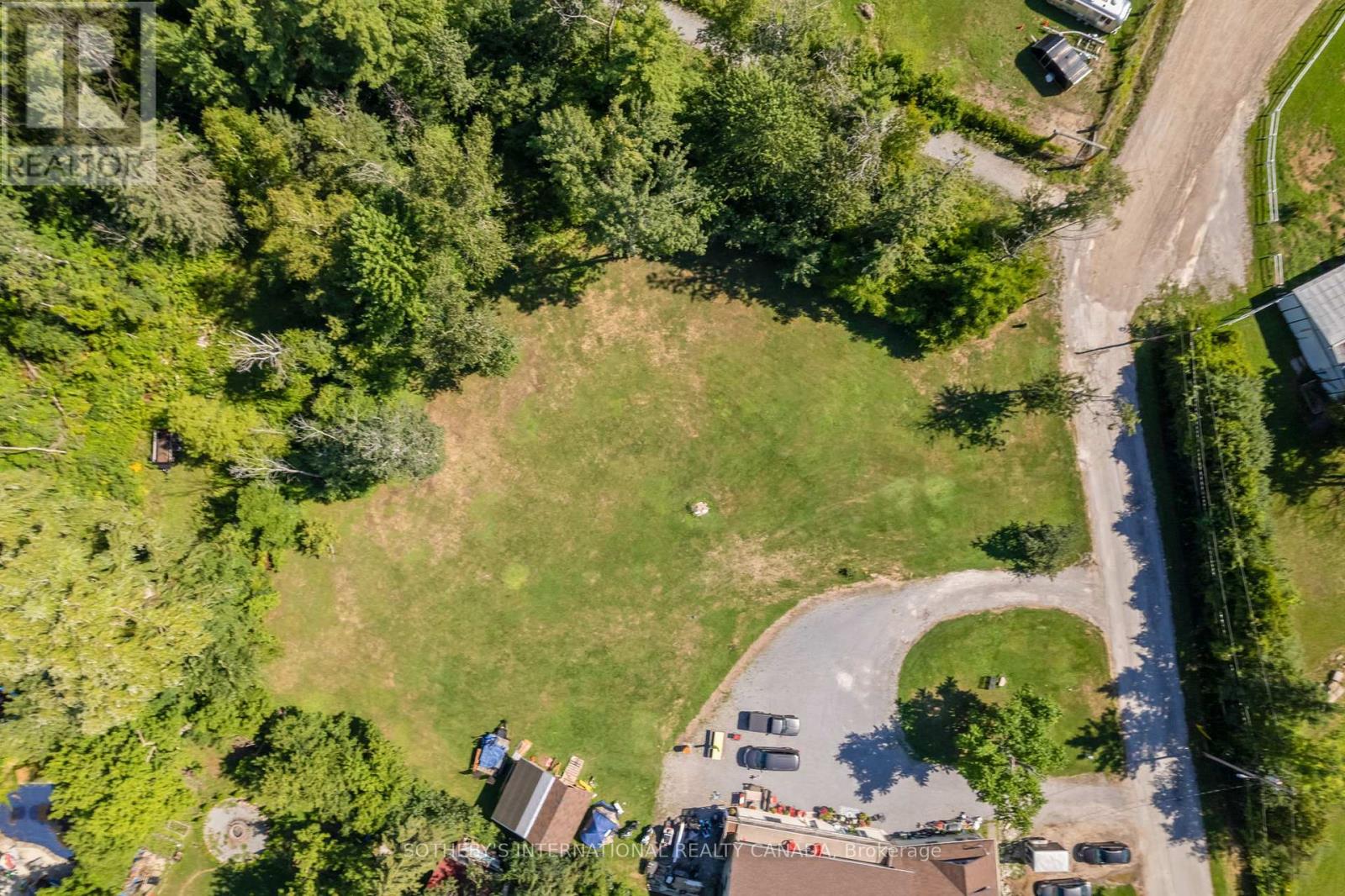 80 Market St, Georgina, ON L0E 1R0