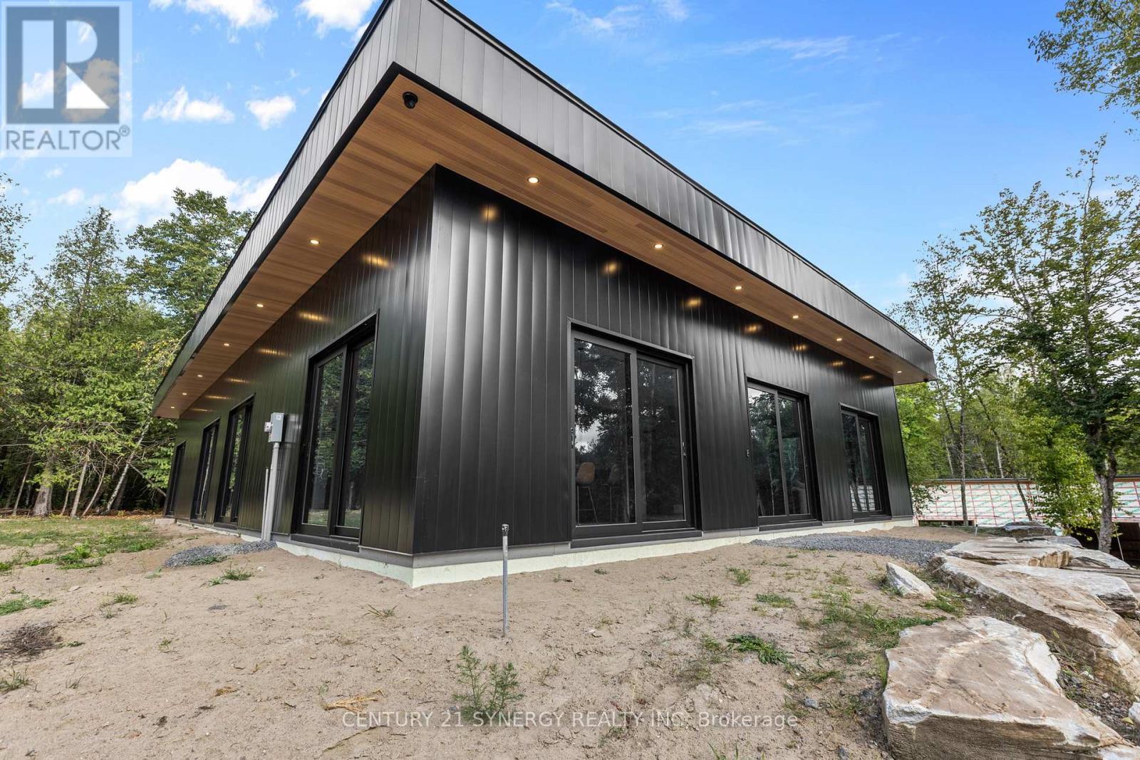 1840 Eady Rd, Horton, ON K7V 3Z8