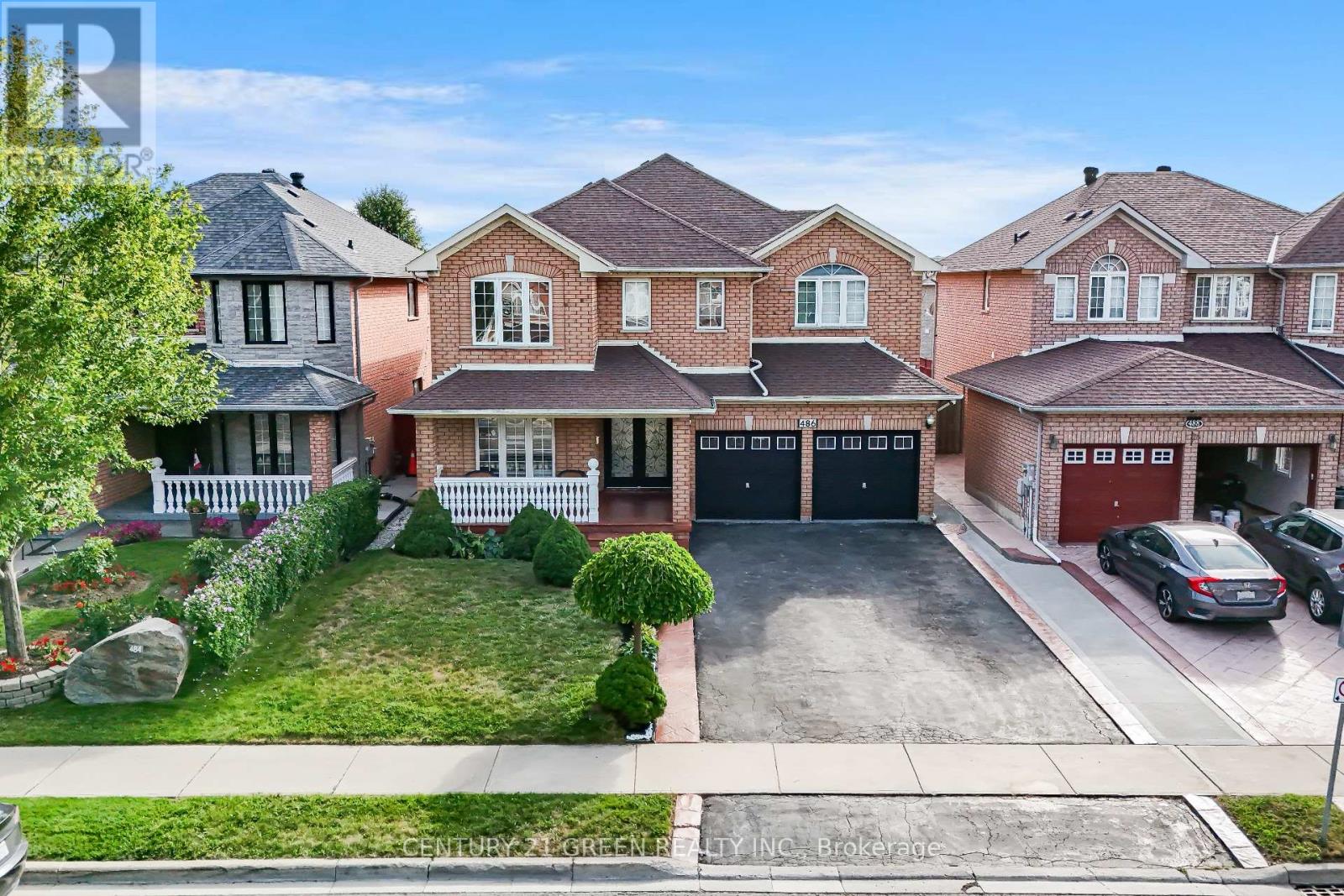 486 Fernforest Dr, Brampton Sandringham-wellington, ON L6R 2V4