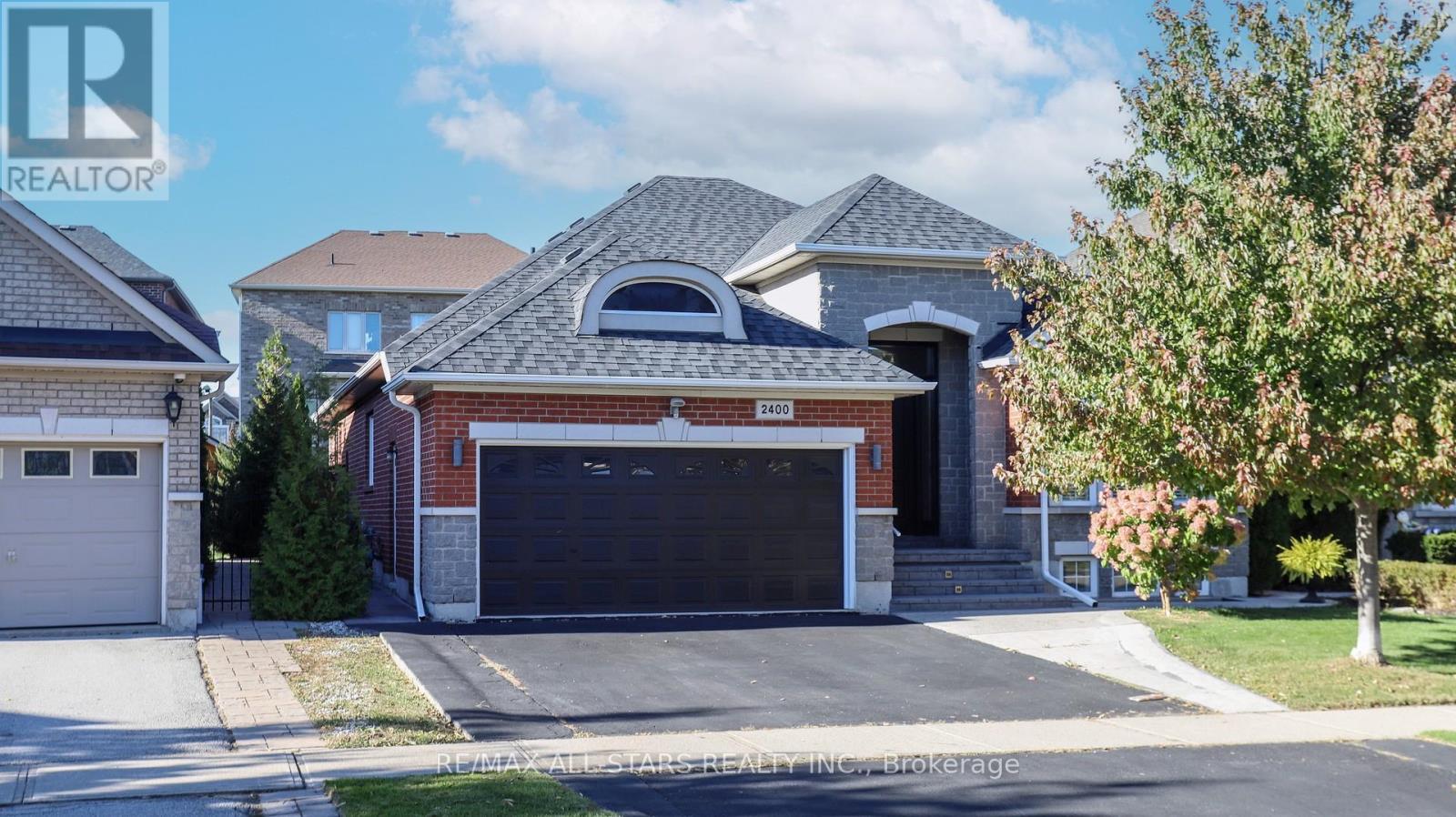 2400 Tesla Cres, Oakville, ON L6H 7T6