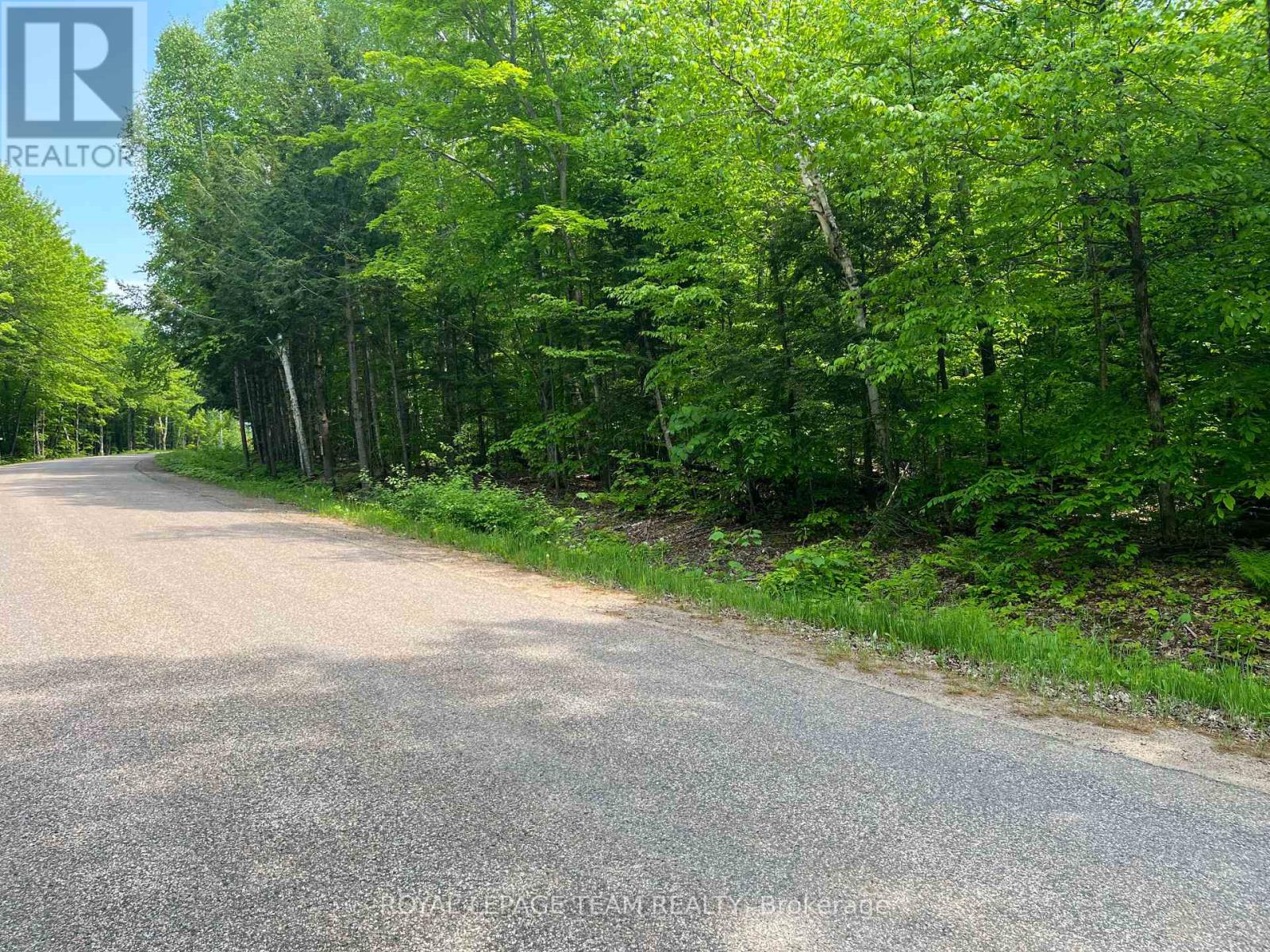 387 Sunny Hill Rd, Madawaska Valley, ON K0J 1B0