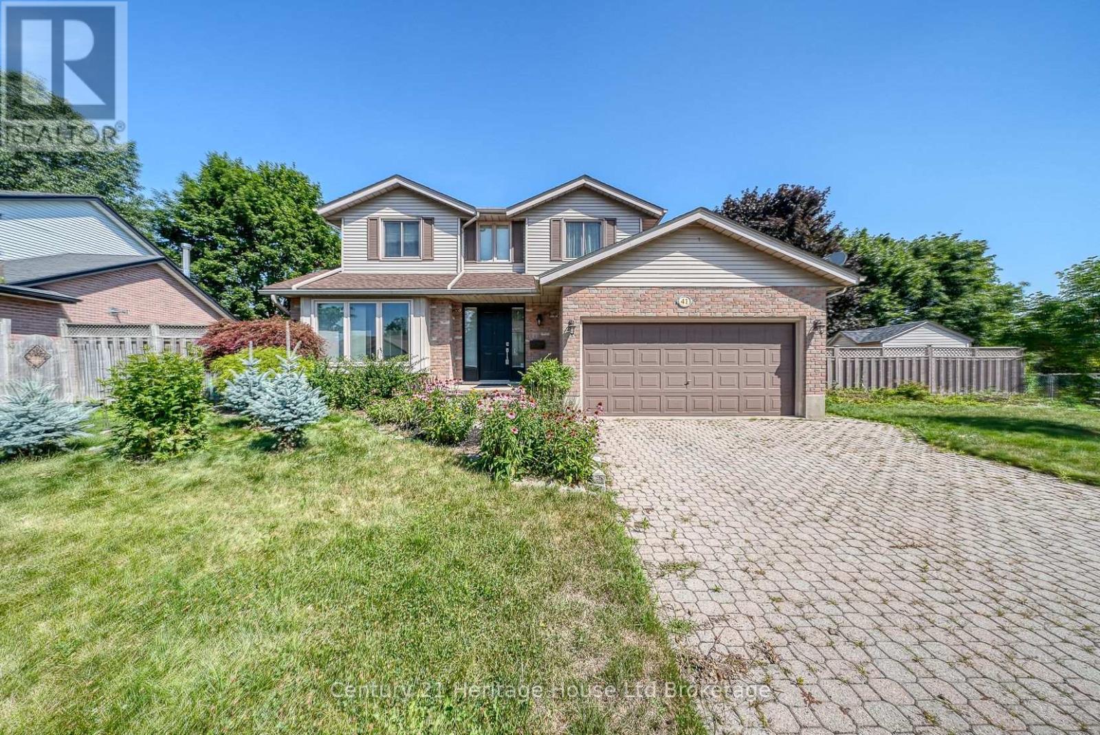 41 Naskapi St, Woodstock, ON N4T 1G5