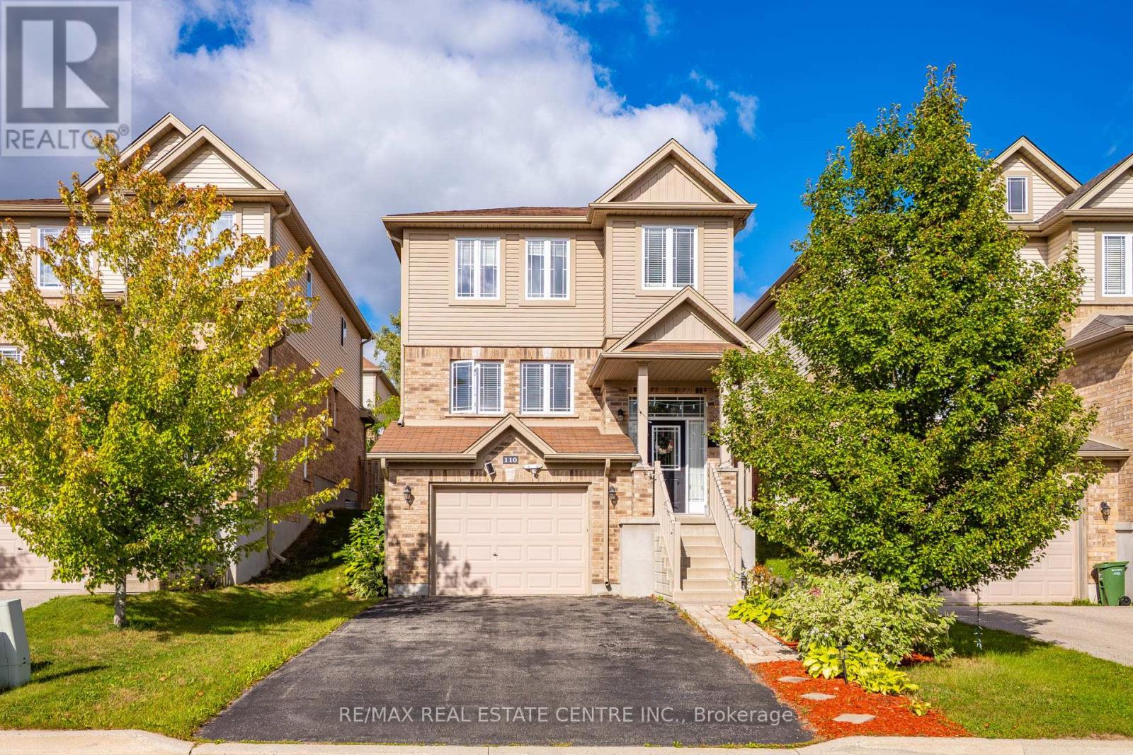 110 Oakes Cres, Guelph, ON N1E 0J5