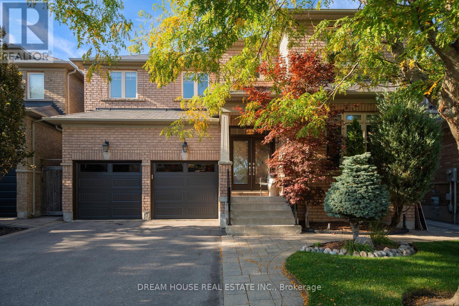 20 Heather Dr, Richmond Hill, ON L4E 0N3