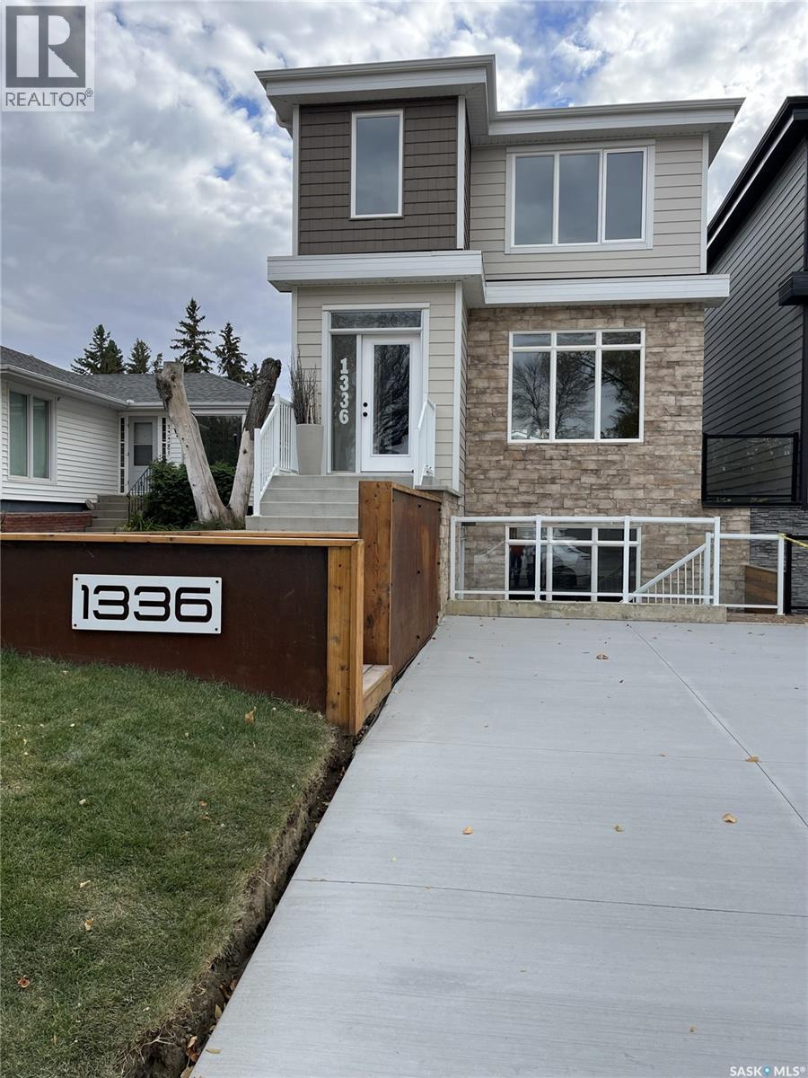 1336 Colony St, Saskatoon, SK S7N 0S7