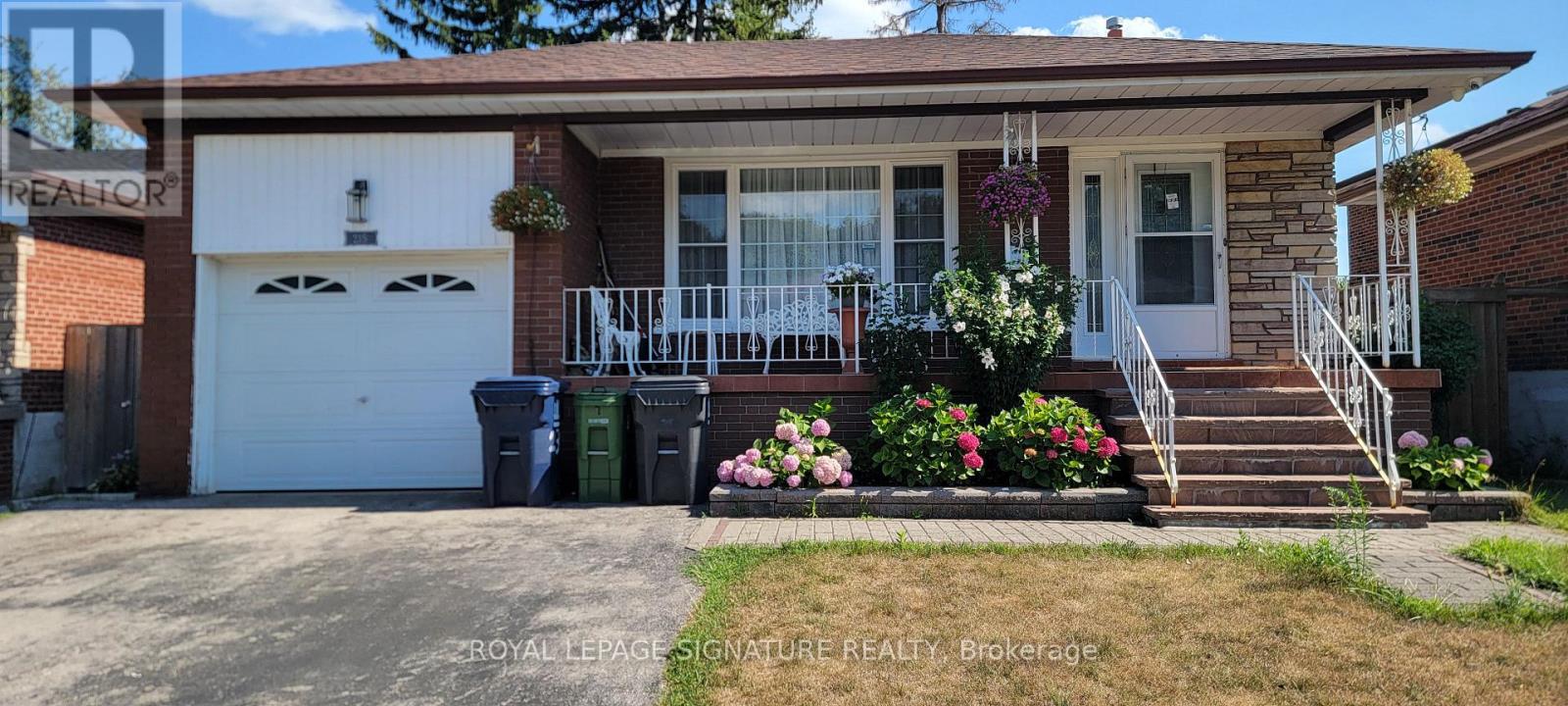 235 Danzig St N, Toronto, ON M1E 2L5