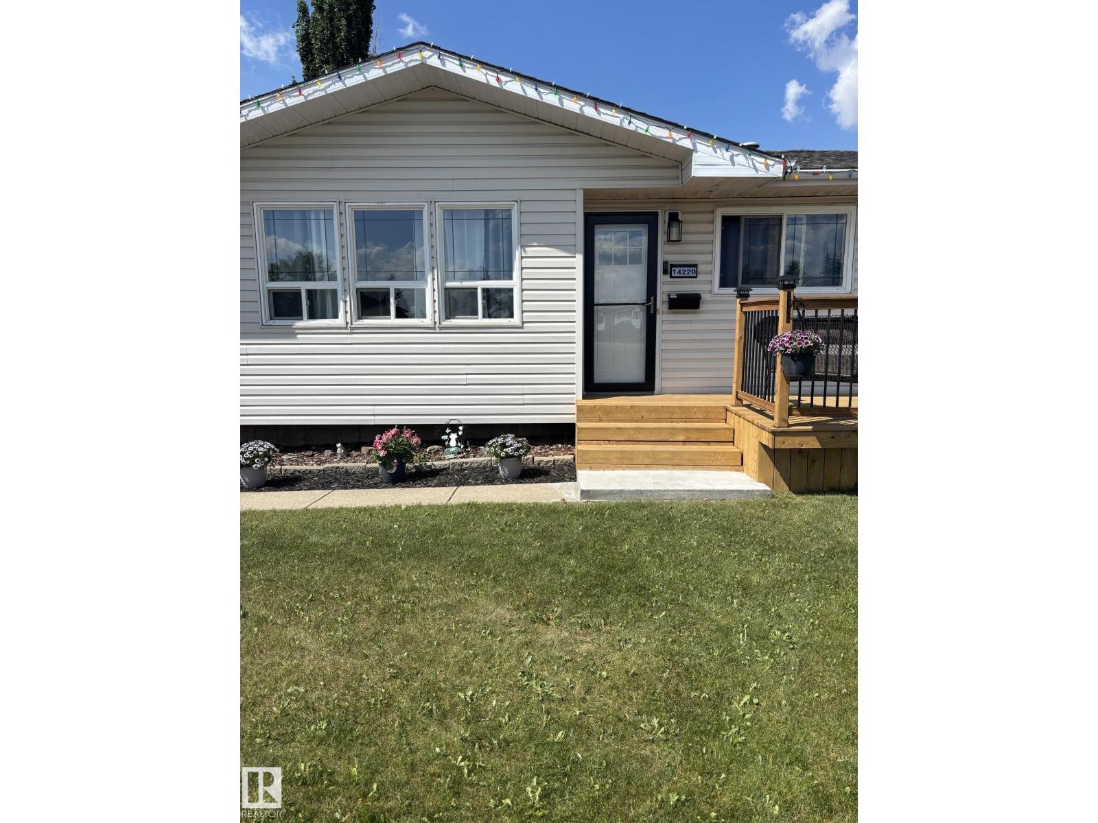 57 St Nw Unit 14220, Edmonton, AB T5A 1M7