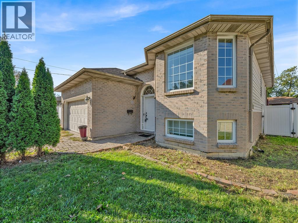 2995 Turner Rd, Windsor, ON N8W 3L6