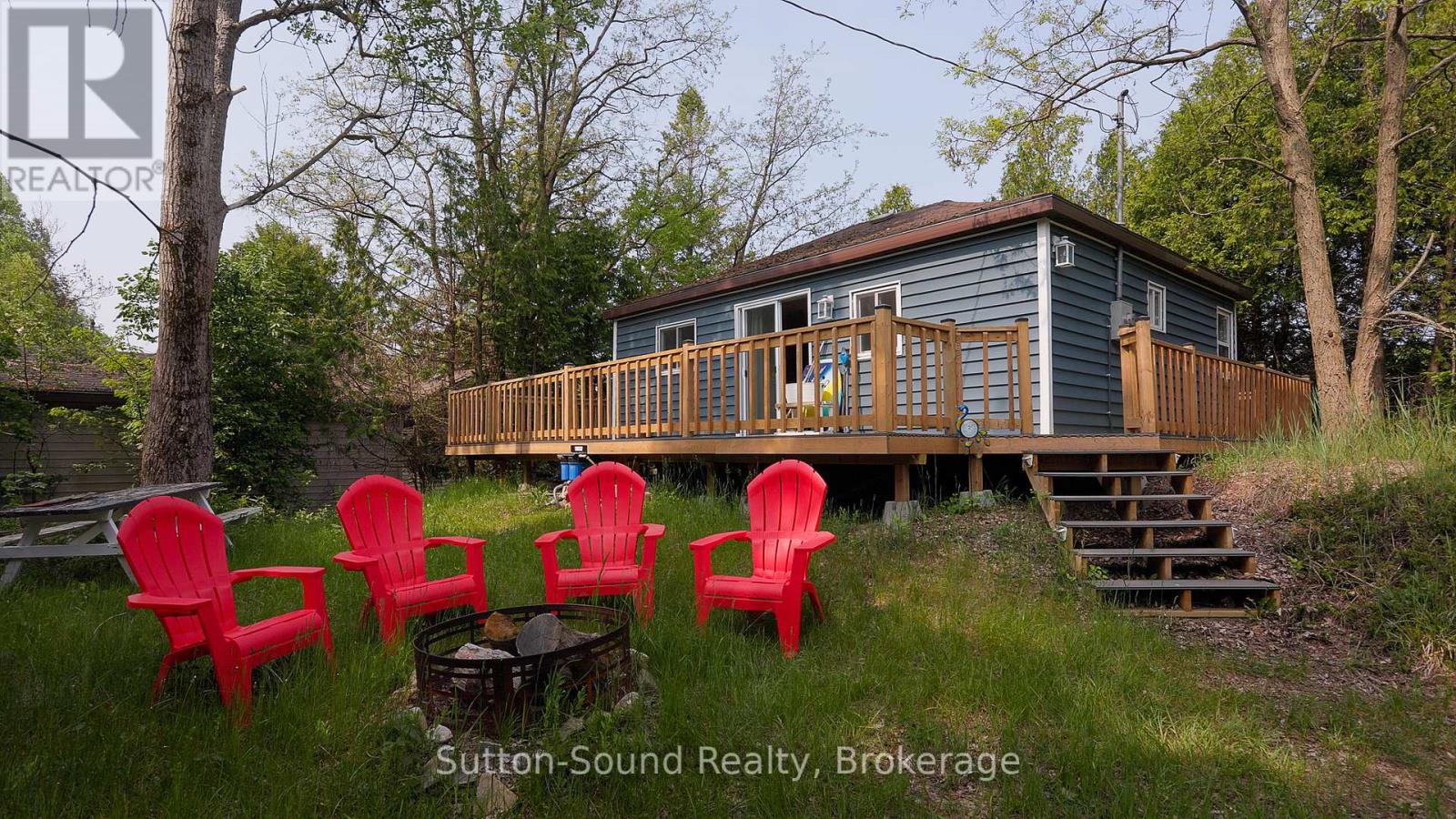 1055 2nd Ave S, Native Leased Lands, ON N0H 2G0