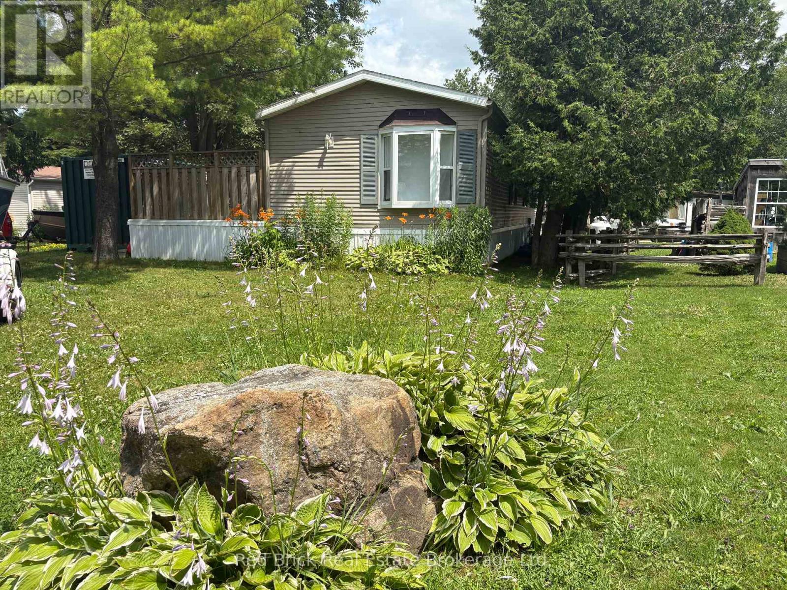 6 Lane St, Centre Wellington, ON N1M 2W5