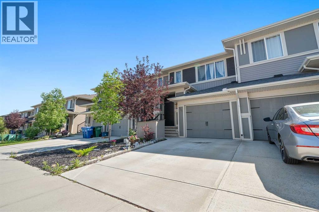 501 Hillcrest Rd SW, Airdrie, AB T4B 4T8