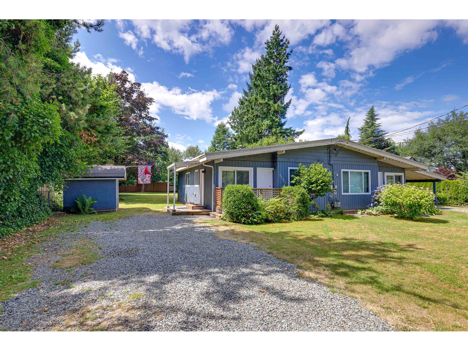 22924-22926 96 Ave, Langley, BC V1M 2L2