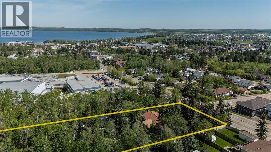 50 Street Unit 4444, Sylvan Lake, AB T4S 1L6