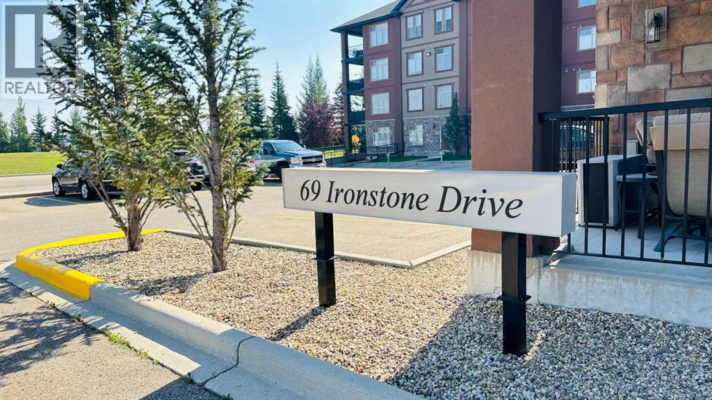 69 Ironstone Drive Unit 303, Red Deer, AB T4R 0J8