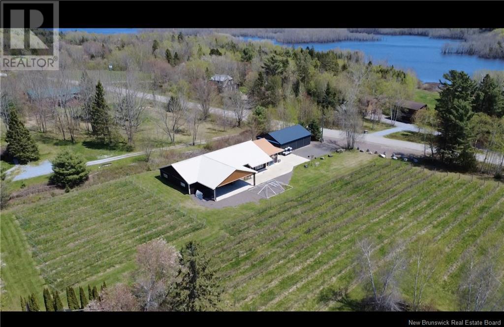 35 Gorhams Bluff Rd, Kingston, NB E5N 1A4