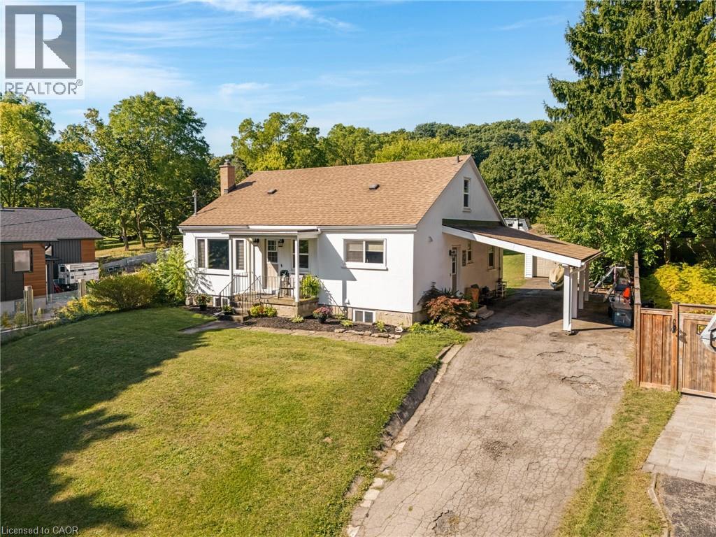 196 W River Rd, Cambridge, ON N1S 3A1