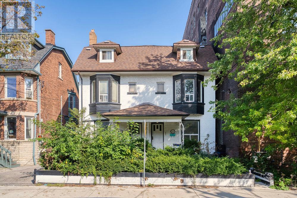 195-197 Dovercourt Rd, Toronto, ON M6J 3C7