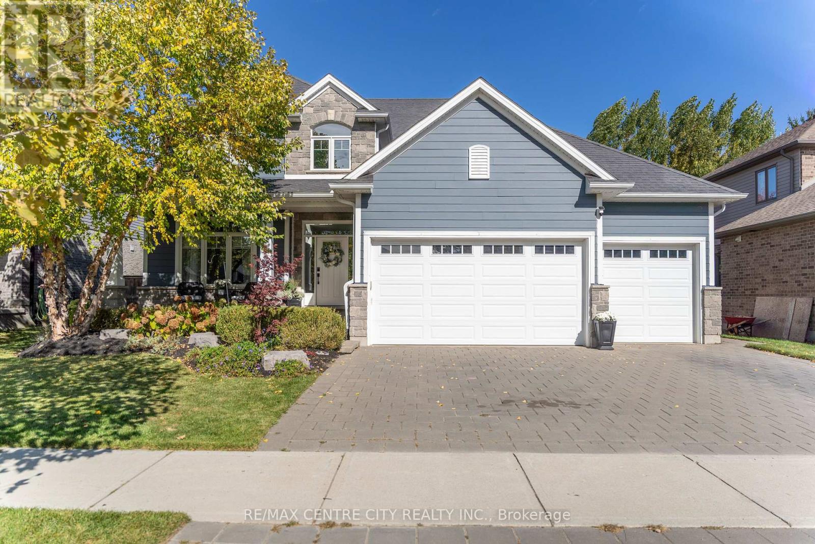 56 Caverhill Cres, Middlesex Centre, ON N0L 1R0