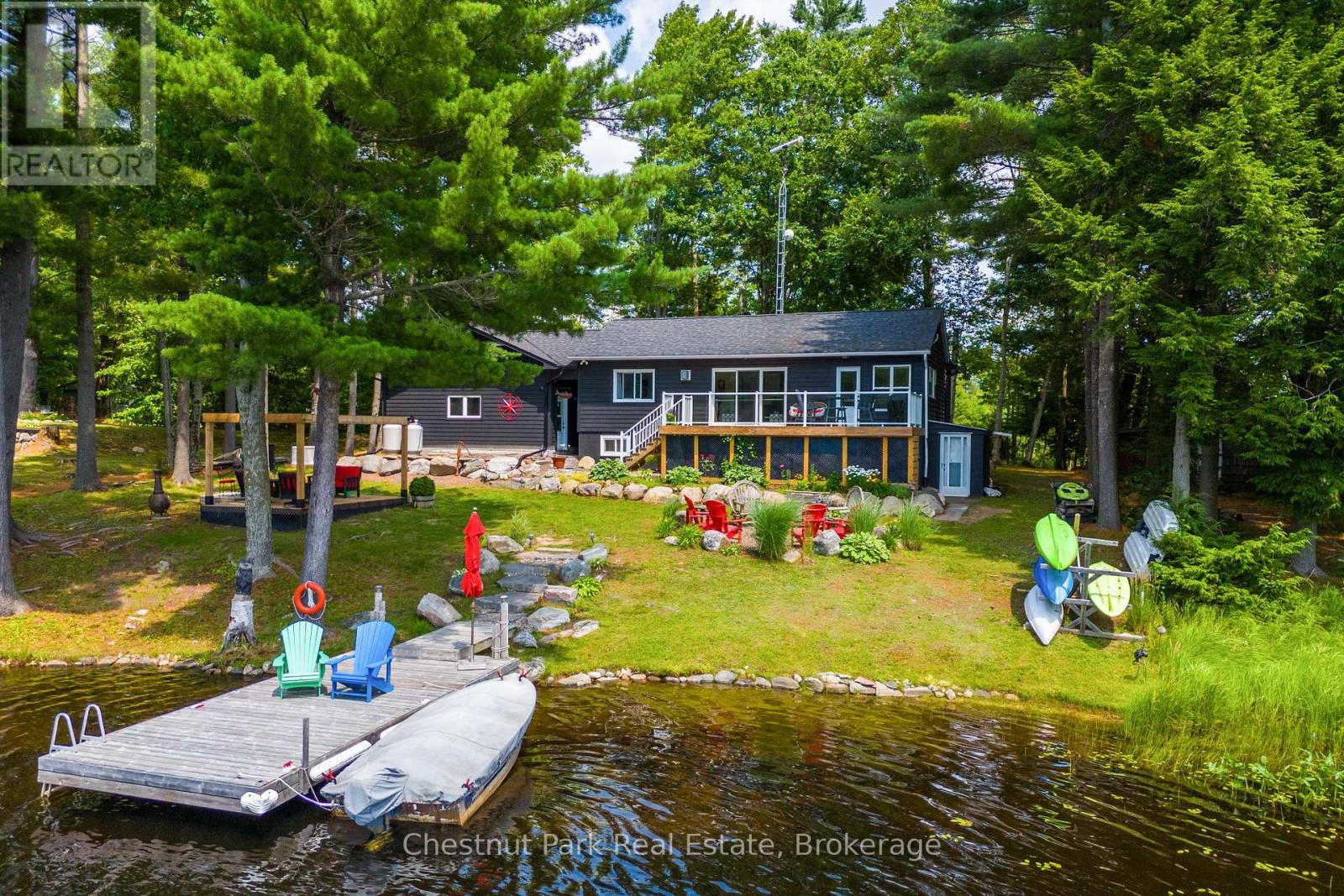 7 1006 Youngs Rd, Muskoka Lakes, ON P0B 1J0