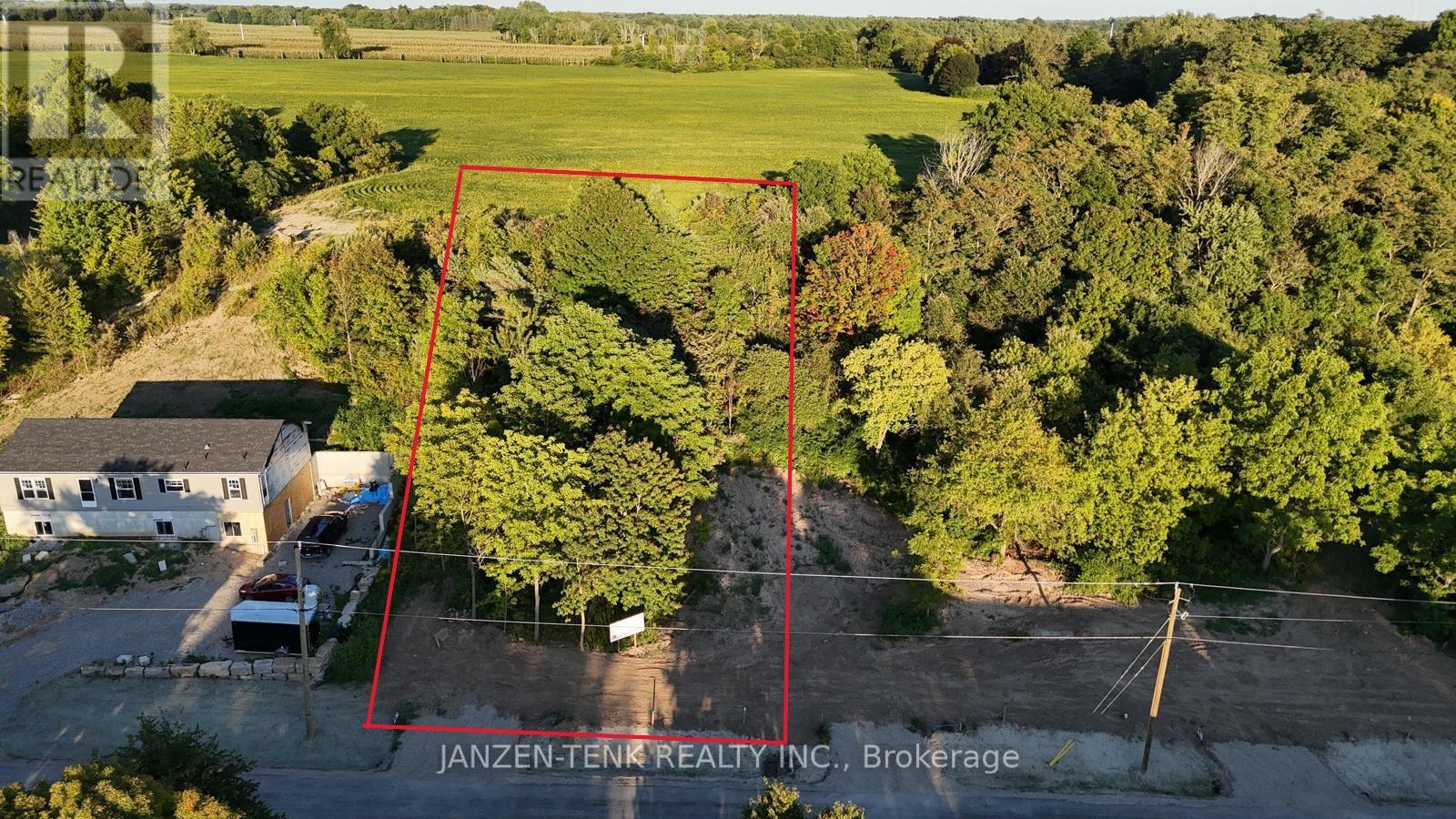 44 North St, Bayham, ON N0J 1Z0