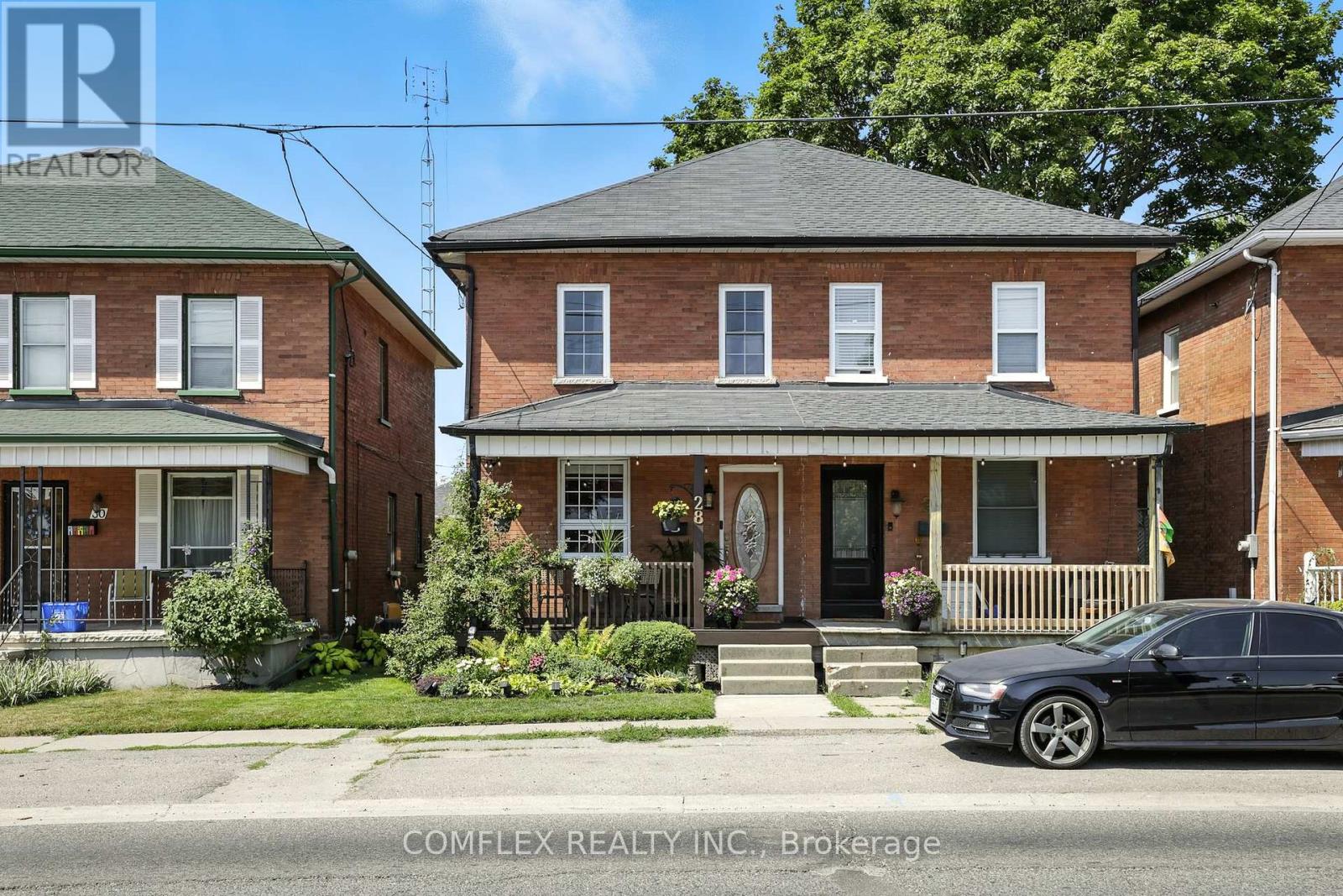 28 Liberty St S, Clarington, ON L1C 2N2