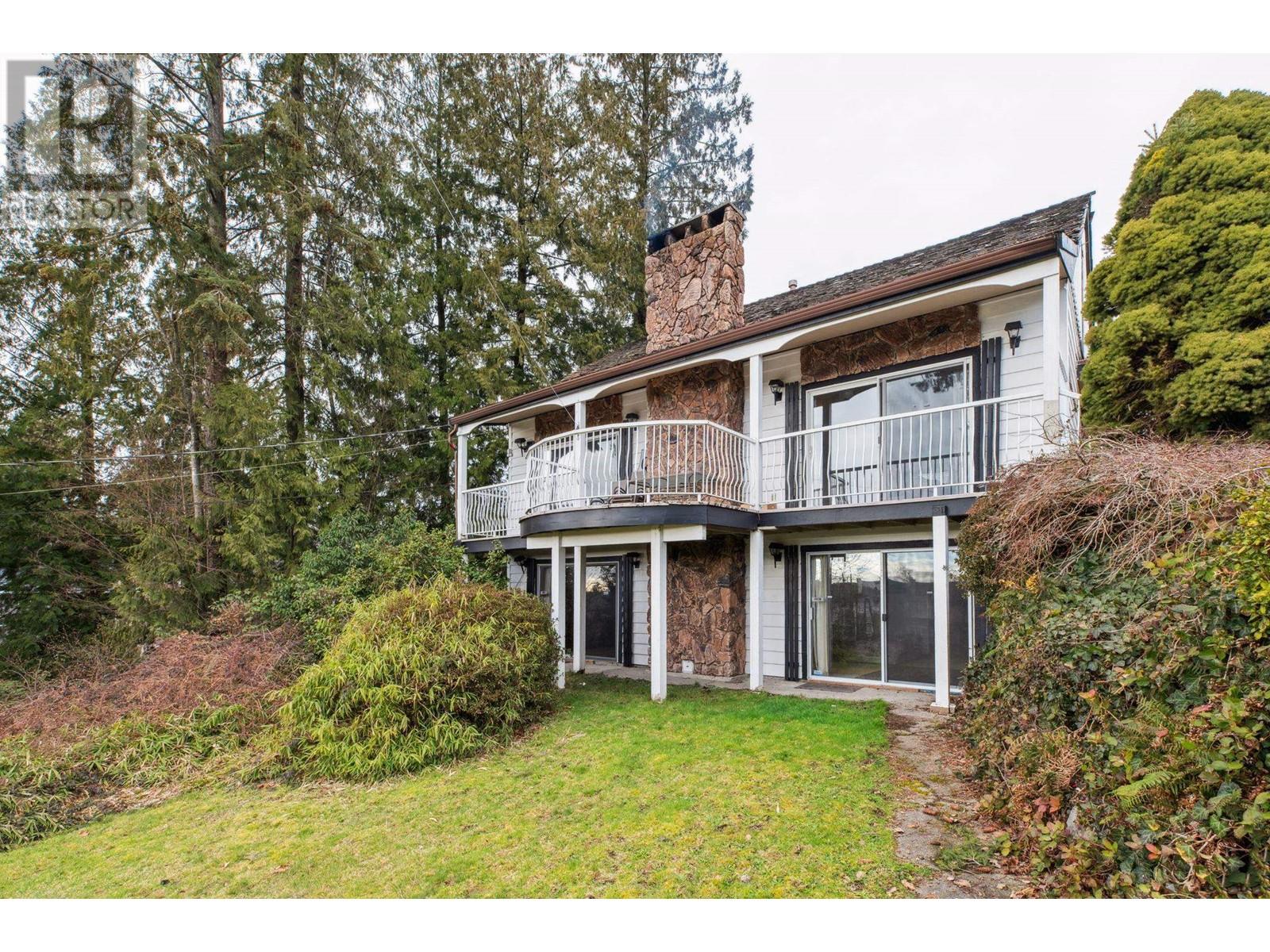 3417 Roxton Ave, Coquitlam, BC V3B 7M9