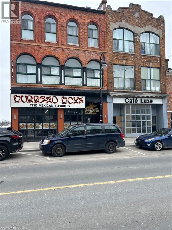 220-226 St Paul St, St. Catharines, ON L2R 3M2