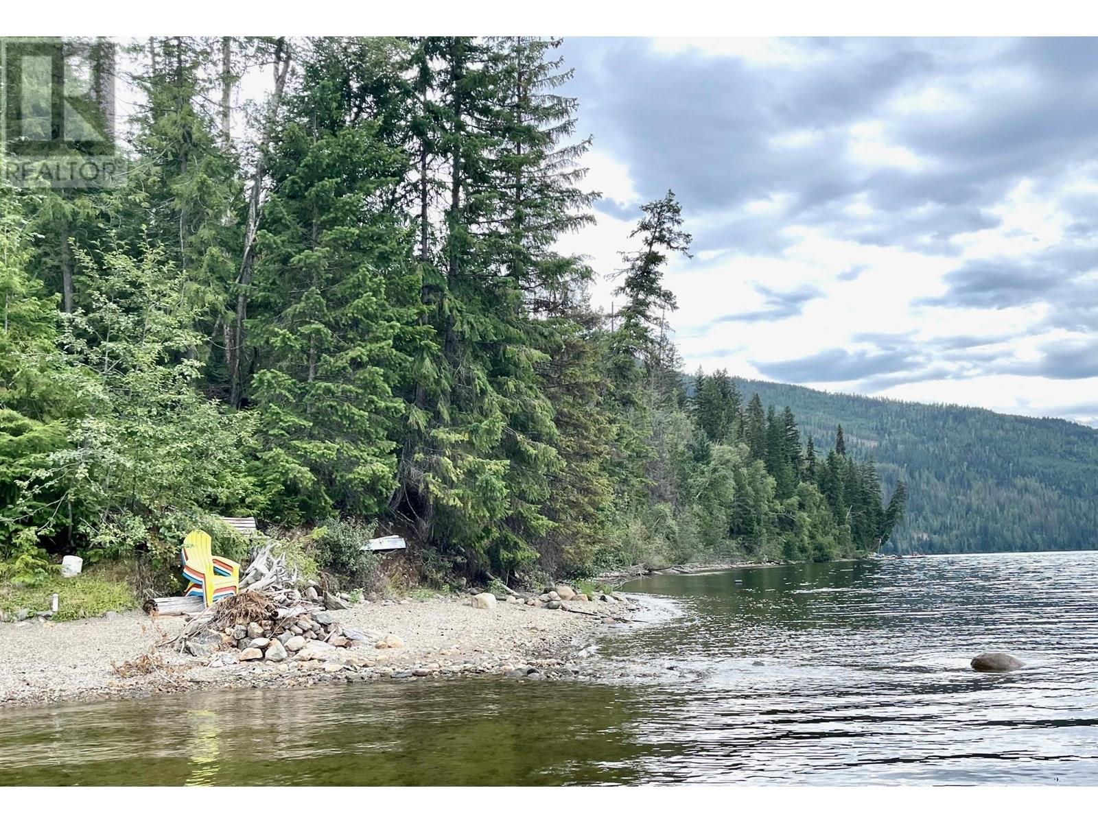 5241 E Barriere Fsr Rd, Barriere, BC V0E 1E0