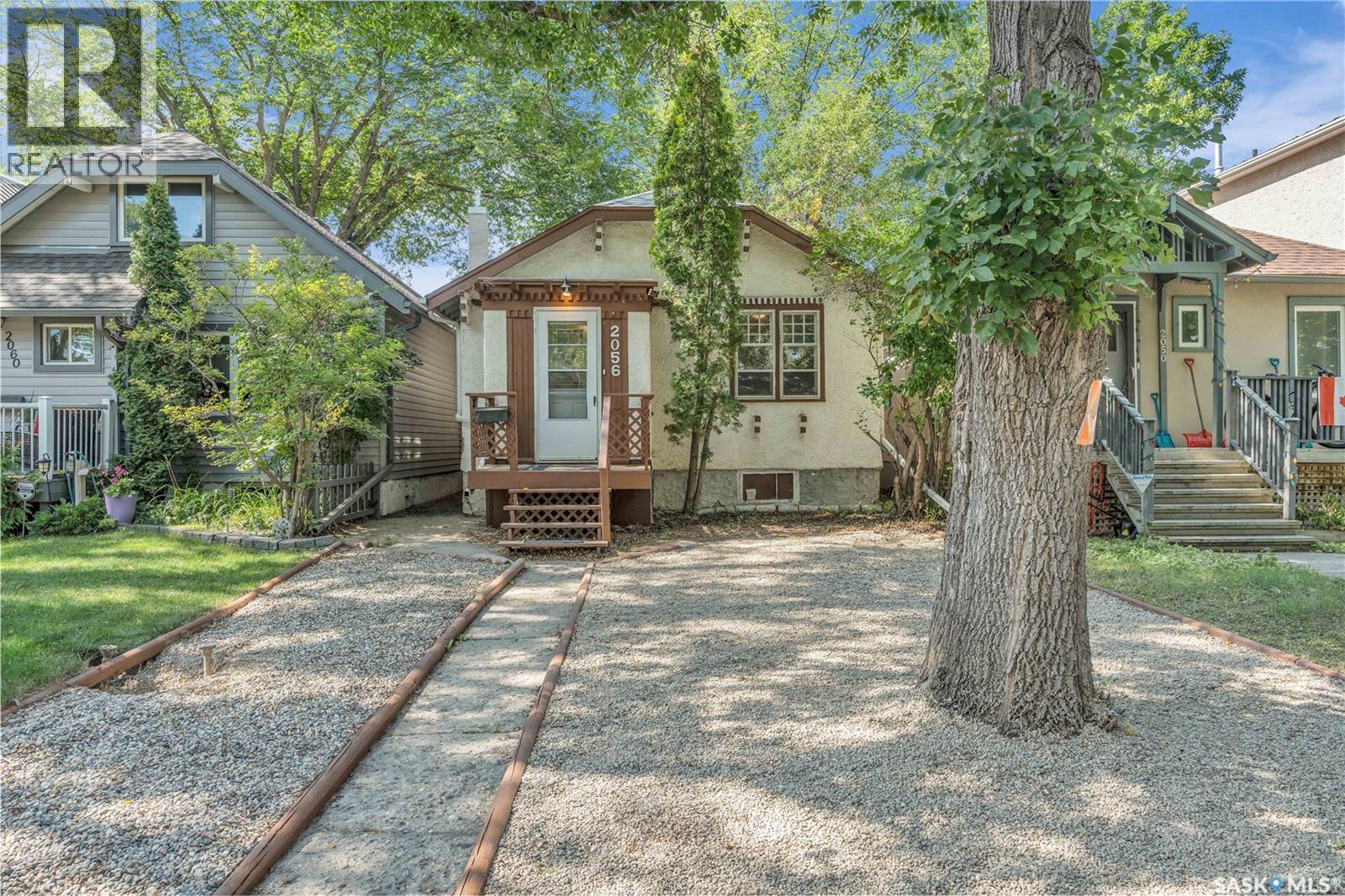 2056 Princess St, Regina, SK S4T 3Z4