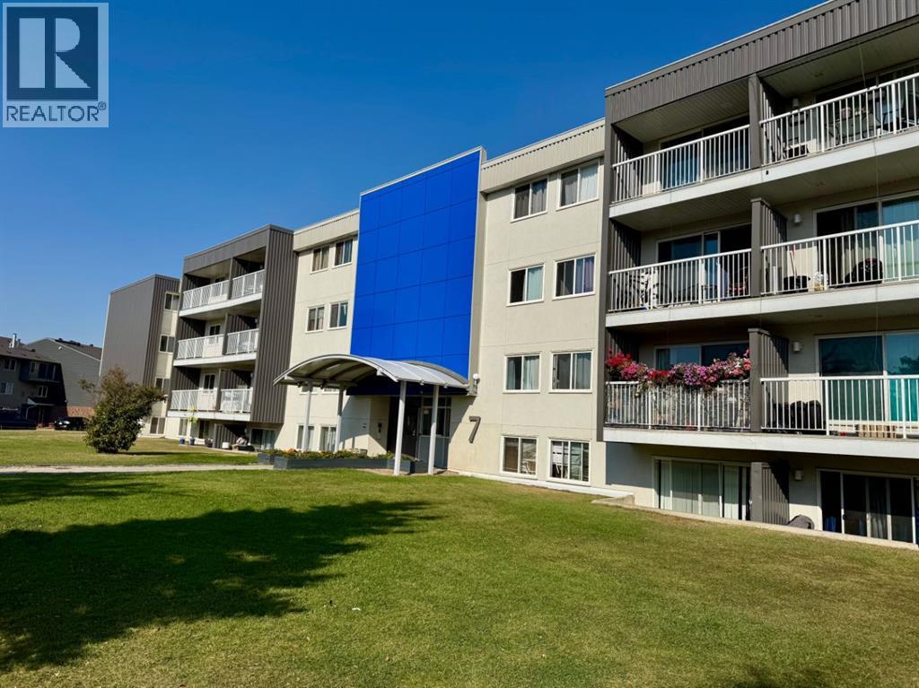 7 Clearwater Crescent Unit 2, Fort Mcmurray, AB T9H 3Z9