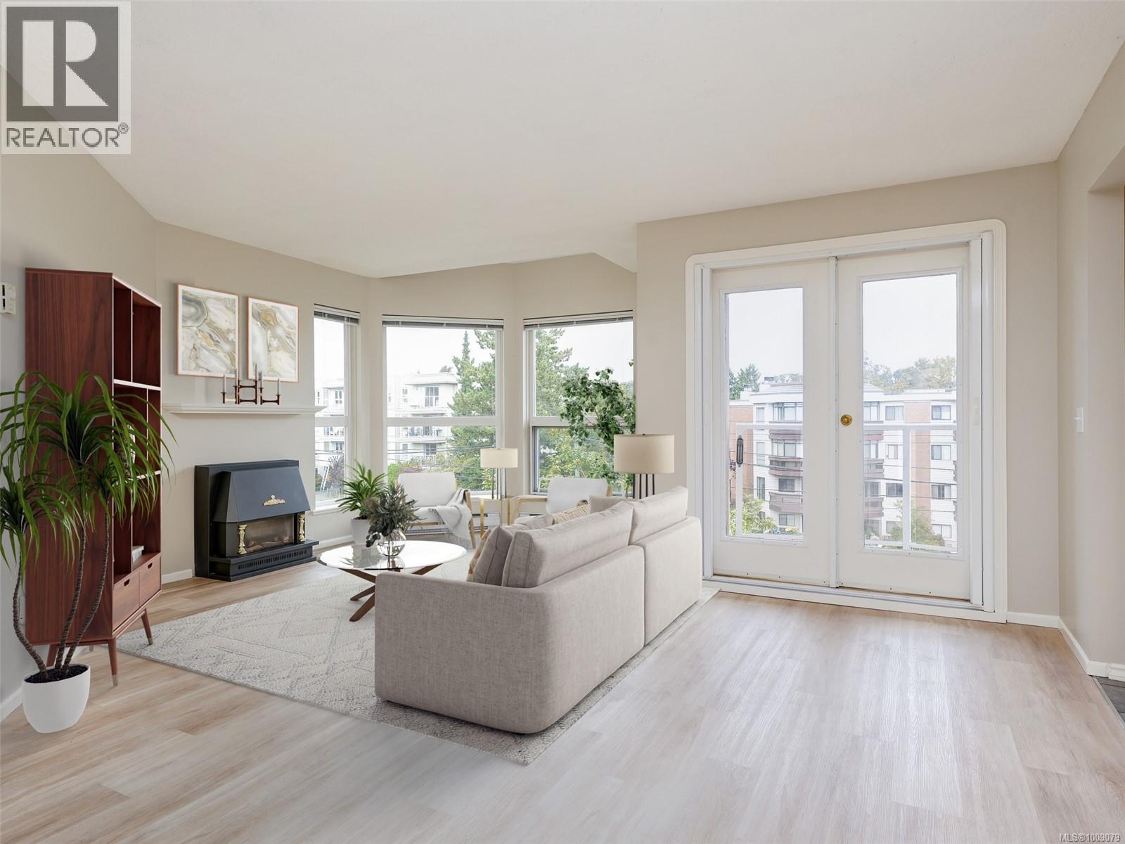 1519 Hillside Ave Unit 402 Ave, Victoria, BC V8T 2C1