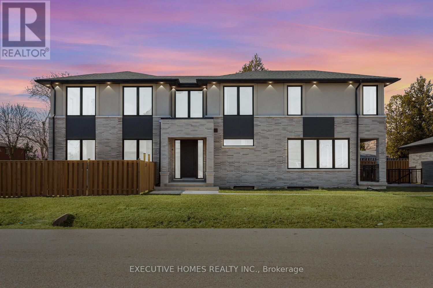 797 First St, Mississauga, ON L5E 1A3