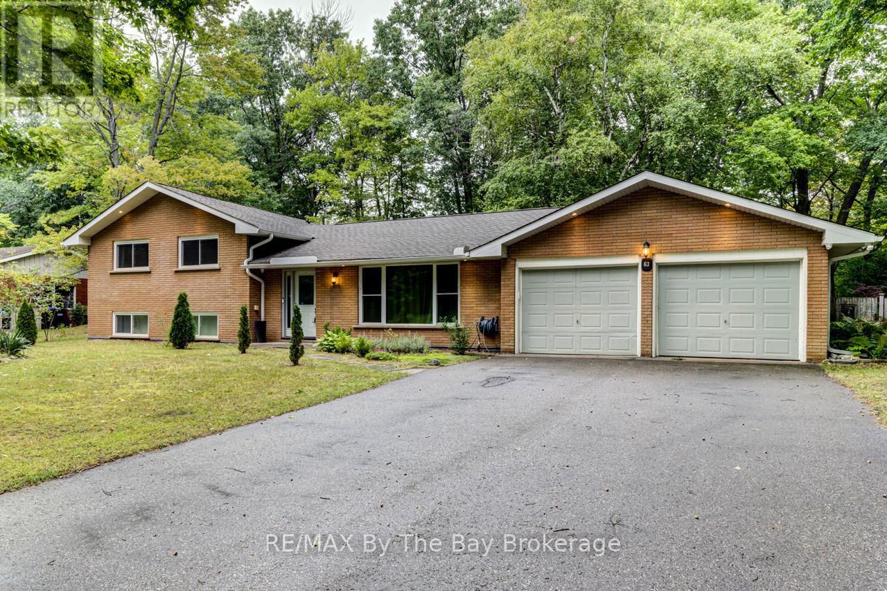 63 Rodrium Rd, Wasaga Beach, ON L9Z 1R5
