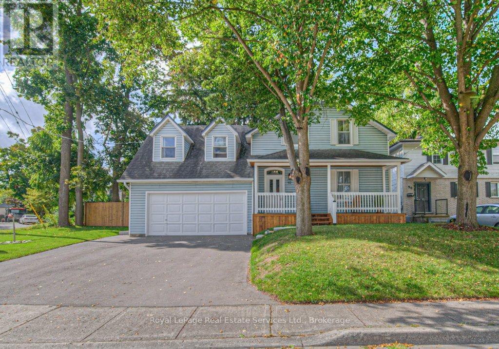 92 Adam St, Cambridge, ON N3C 2K6