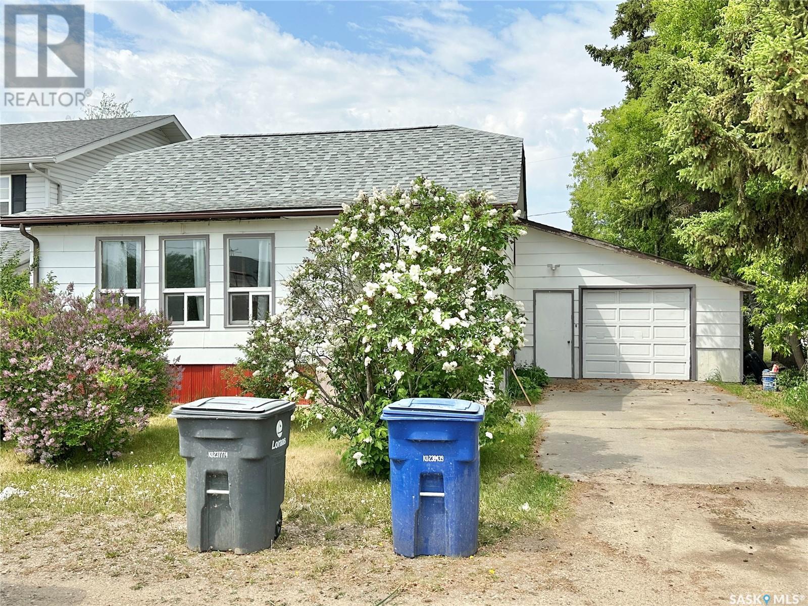 128 First St W, Spiritwood, SK S0J 2M0