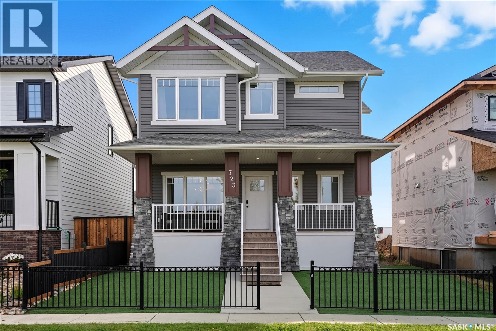 723 Underhill Ln, Saskatoon, SK S7V 0N3