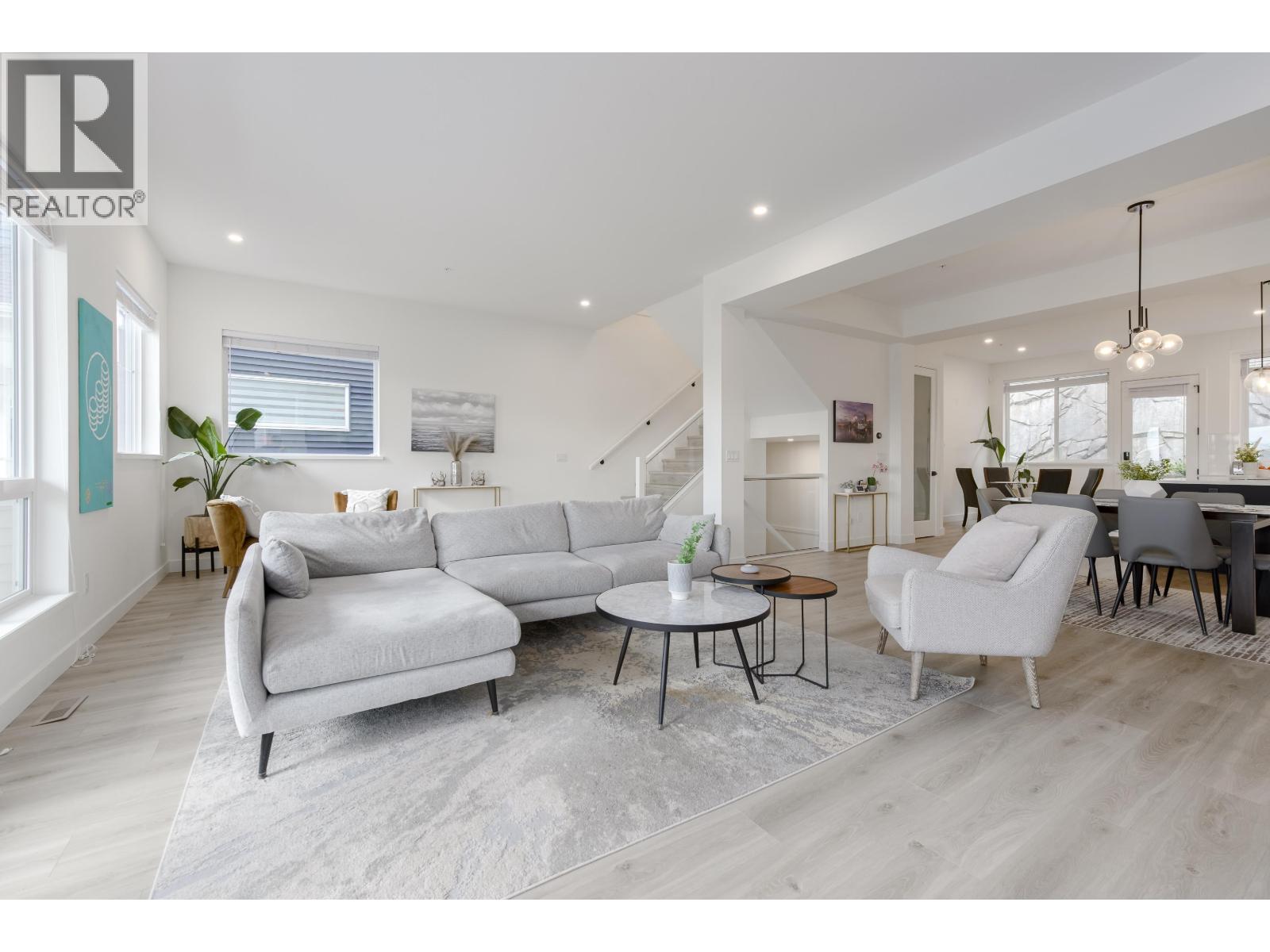 14112 Mier Dr, Maple Ridge, BC V4R 0G9