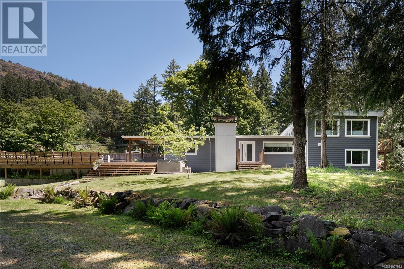 1885 Verlon Rd, Shawnigan Lake, BC V0R 2W5