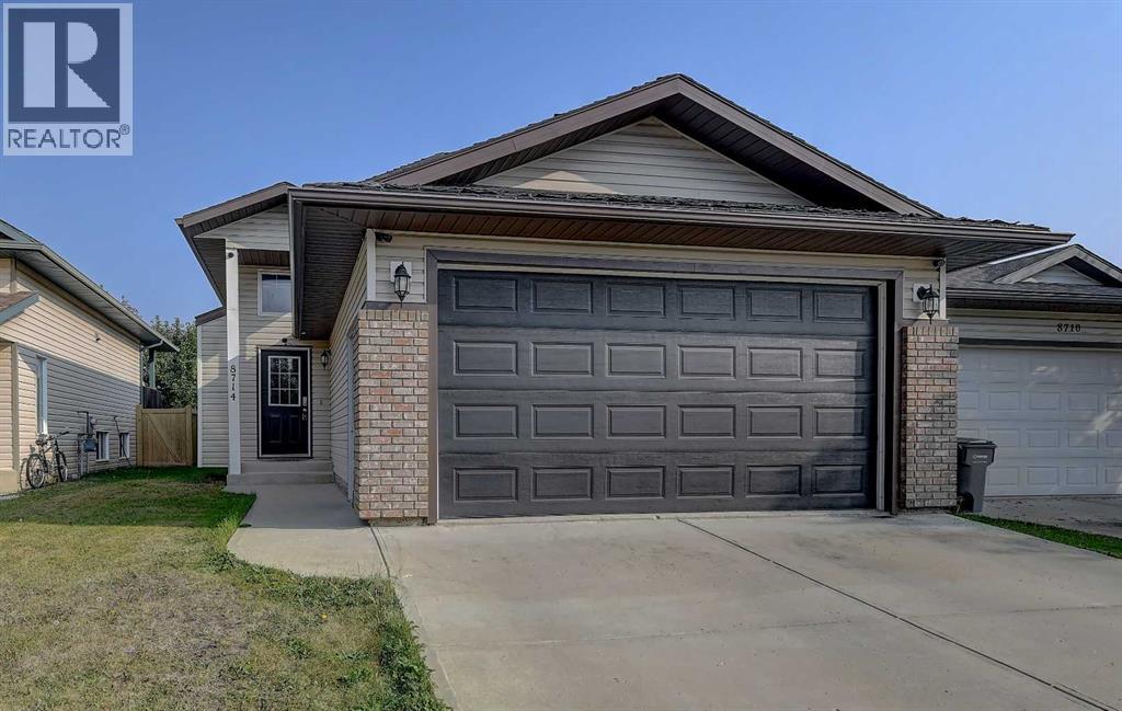 67 Avenue Unit 8714, Grande Prairie, AB T8W 2X9