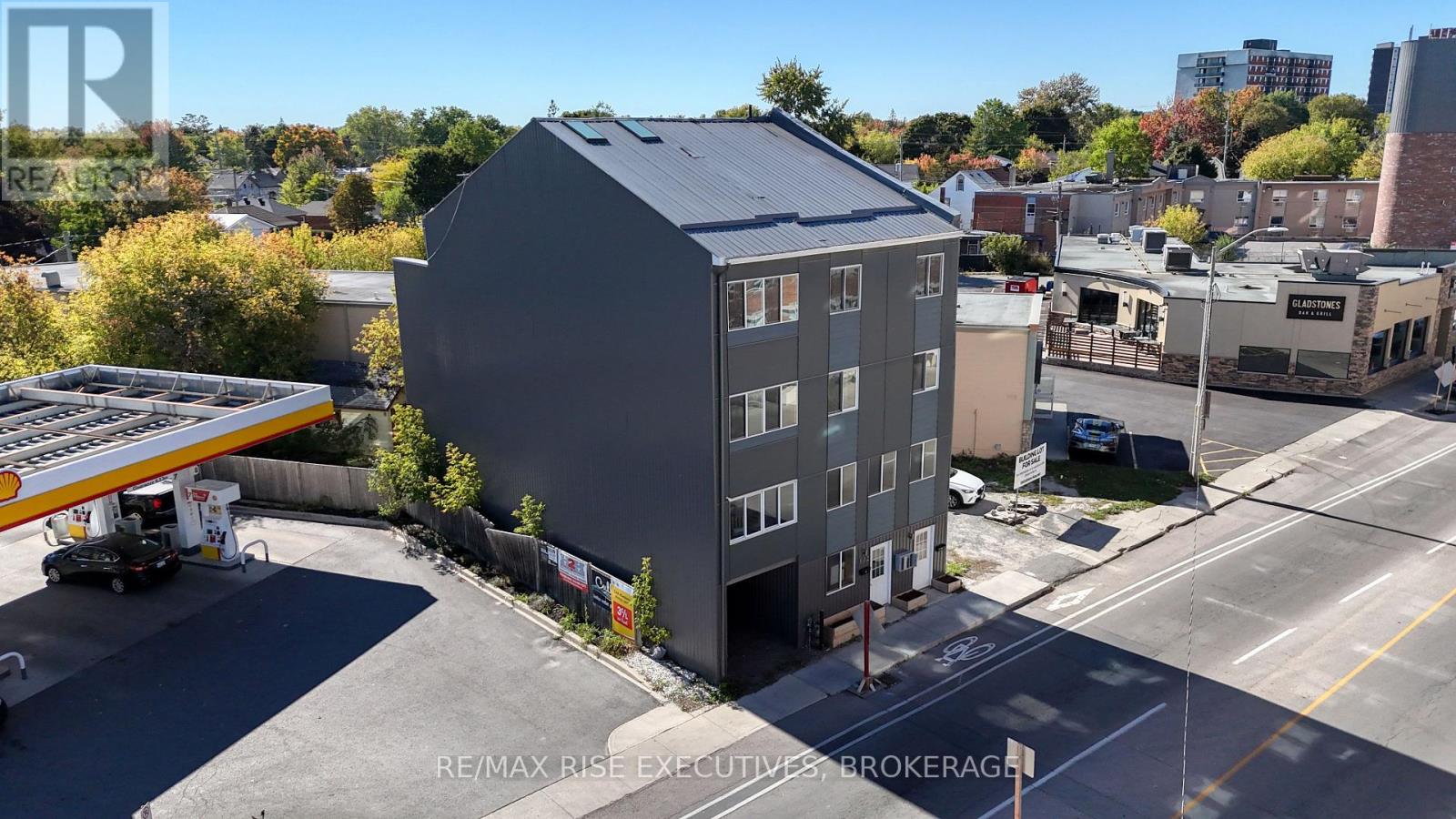 682 Princess St, Kingston, ON K7L 1E7